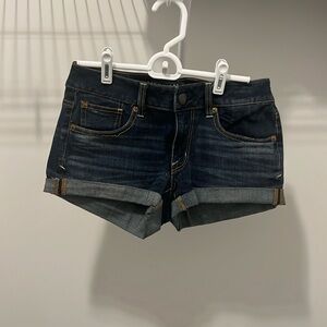 American Eagle dark wash denim short shorts size 2